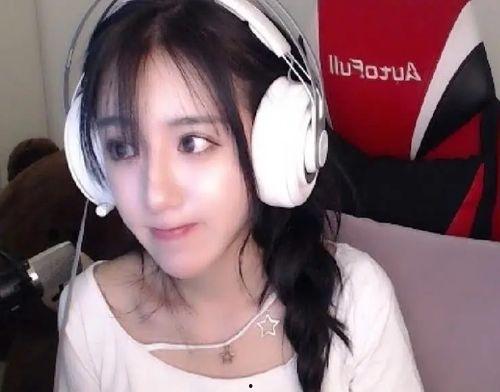 娱乐圈吃瓜直播间七姐,娱乐圈吃瓜盛宴，揭秘明星幕后故事