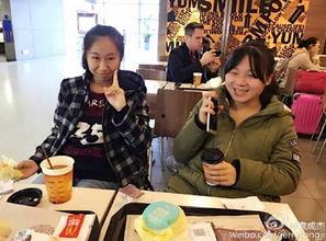 娱乐圈圈吃瓜群众,揭秘吃瓜群众的狂欢盛宴